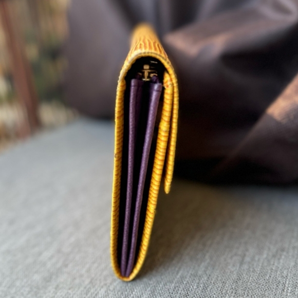 Louis Vuitton Epi long wallet - Picture 12 of 14